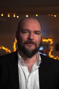 Jón Tyril er settur sum leiðari í Mentanarhúsinum